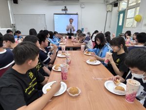 1140430 與校長有約代表照片
